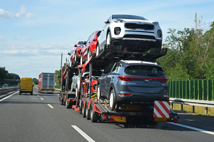 auto-carrier-on-the-highway